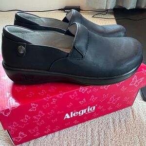 Alegria Black Oiled Keli Clogs Size 37